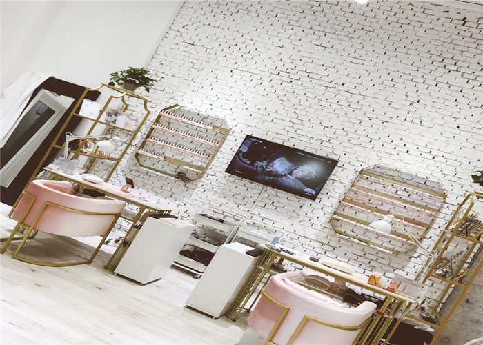Fashion Firm Nail Polish Wall Rack , Perfume Display Rack Iron Material Customized Styles