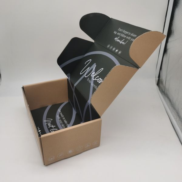 Printed Cardboard CMYK Kraft Corrugated Mailer Boxes For Skincare/Cosmetic