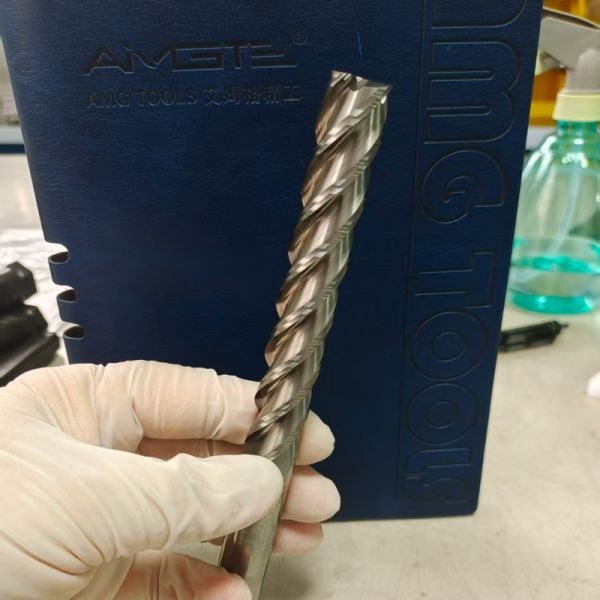 16mm 4 Flutes Solid Carbide End Mill Anti Vibration For CNC Aluminium High Speed