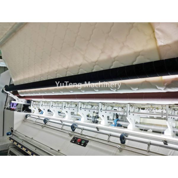 Multi Needle Computerized Chain Stitch Quilting Machine For Mattress Shuttleless