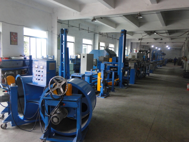Buy cheap High speed wire sheath insulation extrude machine product