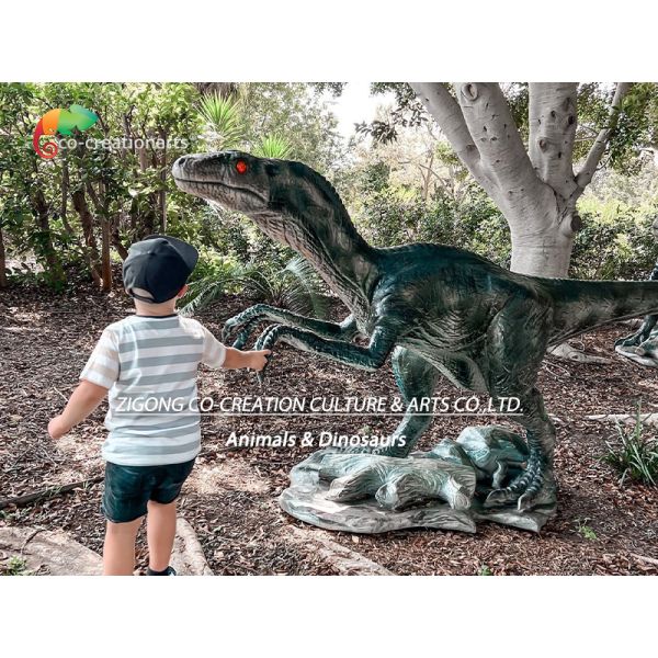 Realistic Animatronic Dinosaurs Animatronic Velociraptor Jurassic World Exhibition