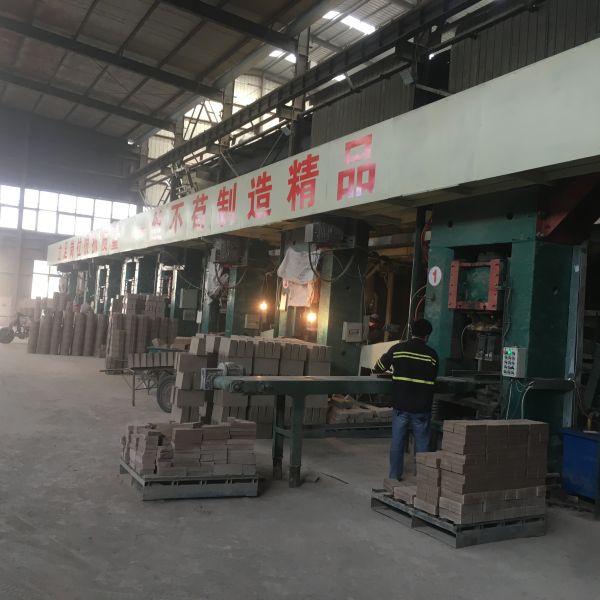 1770 Degree Magnesia Refractory Bricks MT16A Refractory Brick Lining