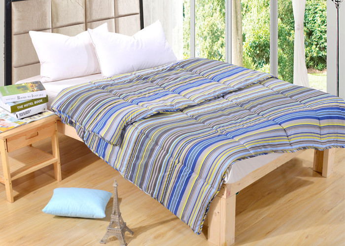 China Bedding Home Warm 7Dx64 85g/M2 Printed Quilt on sale