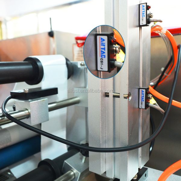 50Hz Cosmetics Round And Flat Bottle Labeling Machine 0-40 Bot / Min Semi Automatic