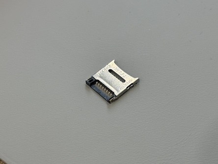 TF Card Connector 1.5H Old Version Push-Push Micro Memory Slot, SMT PCB Electronic Connector for Mobile Devices & Embedded Systems