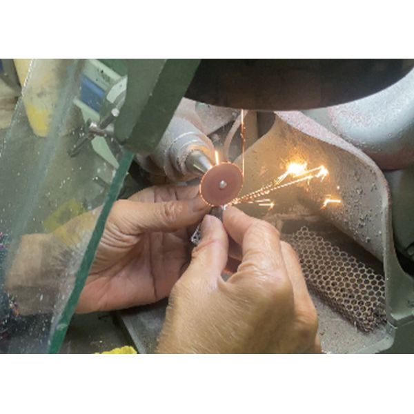 Easy-to-Clean Custom Cast Partial Dentures Ideal for Restoring Chewing Ability and Smiles