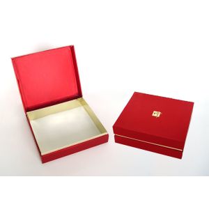 Buy cheap Personalized Red Presentation Gift Paper Cardboard Boxes Packaging With Lid product