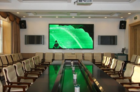 RoHs 64x48cm LED Wall Cabinet Thinnest P2 Indoor Led Display 40 Scan FCC CCC