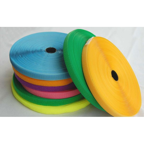 Versatile adhesive RTS 13MM diameter coins with 30% nylon 70% polyester hook and loop