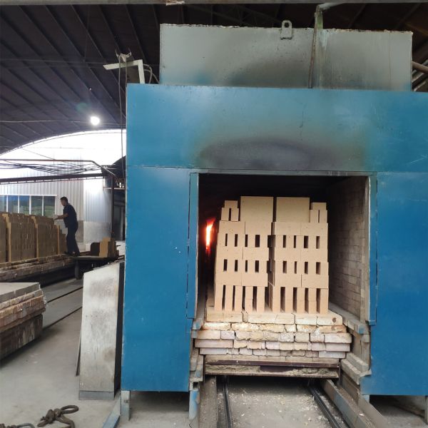 Silica Brick for Glass Furnace Hot Blast Furnace and Coke Kiln SiC Content % 0.01-0.02