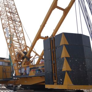 Buy cheap XGC300 300t Crawler Crane 132m Max Lifting Height product