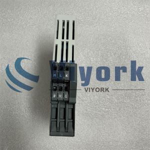 ABB 1SVR040008R1300 CC-U/V RELEAY NEW Servo Drive Module