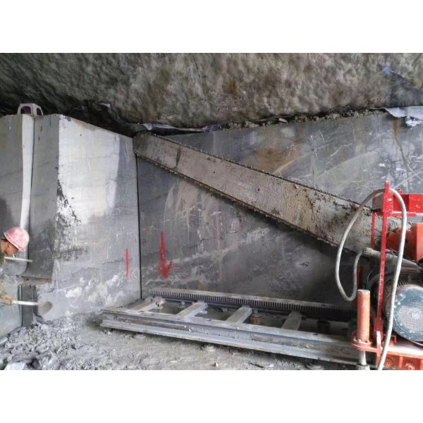 Stone Chain Saw Machine