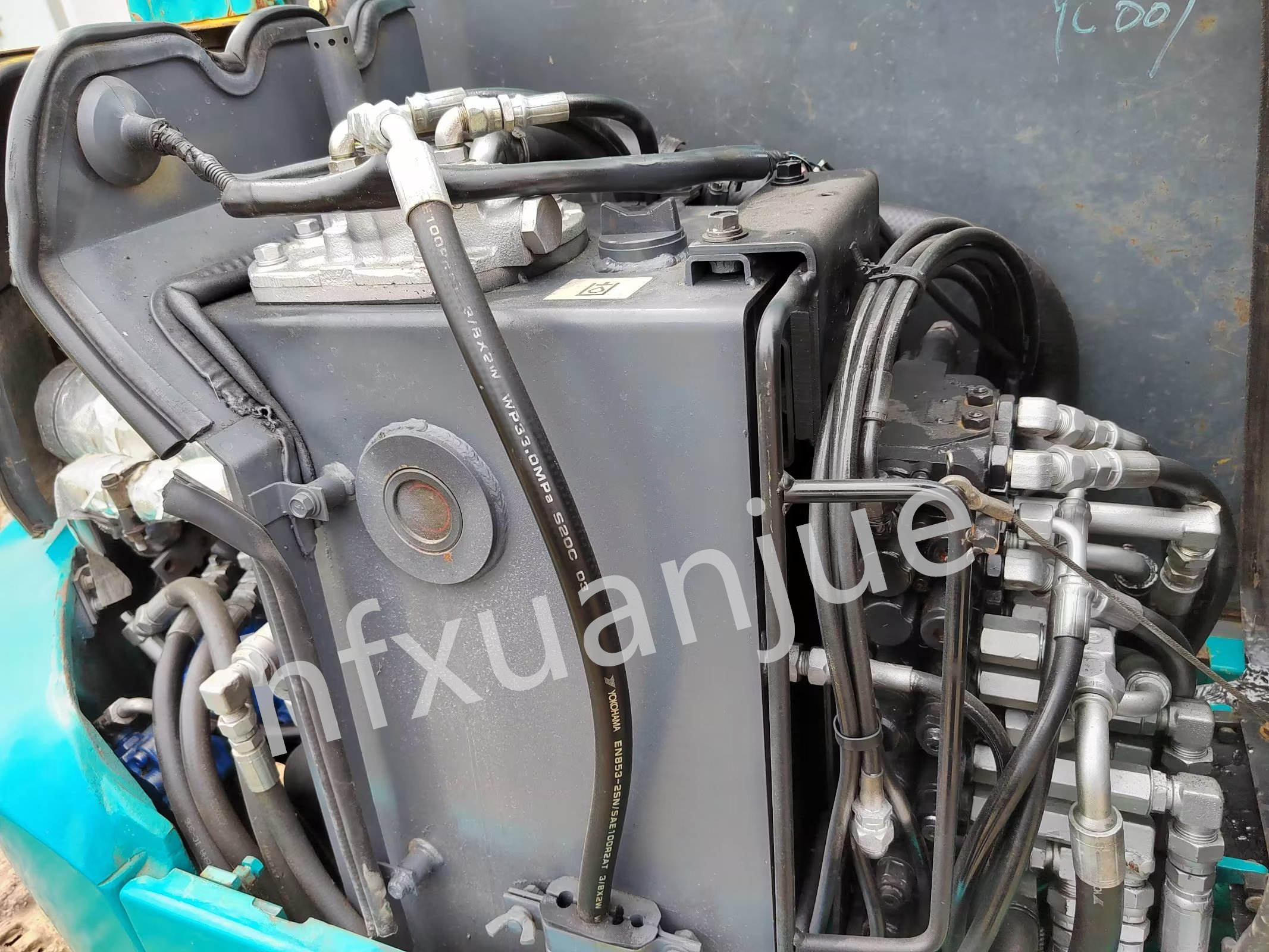 Repossessed Excavator Old Kubota Mini Excavator 135 Hydraulic System