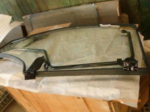 Buy cheap ISO YTO X1204 Tractor Door Glass 4WD Drive Tractor Engine Parts product