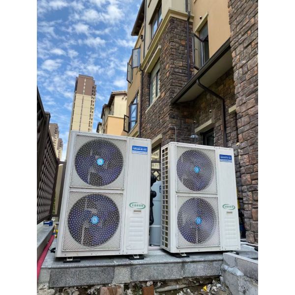 Bathroom 8KW Residential Air Source Heat Pump For Floor Heating