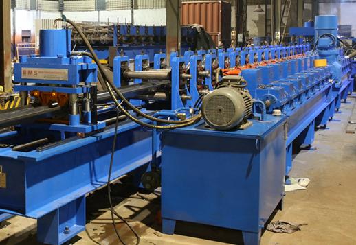 Galvanized Steel Highway Guardrail Roll Forming Machine , Metal Forming Machinery
