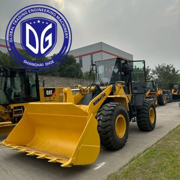Original Komatsu WA320-5 Used Wheel Loader – Efficient, Reliable, and Ready to Work!