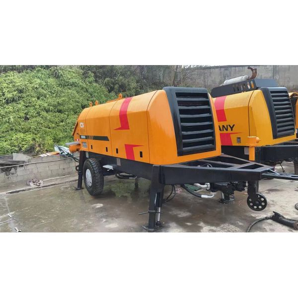 6860 Kg Used Second Hand Concrete Pumps HBT6016 186KW Deutz Engine